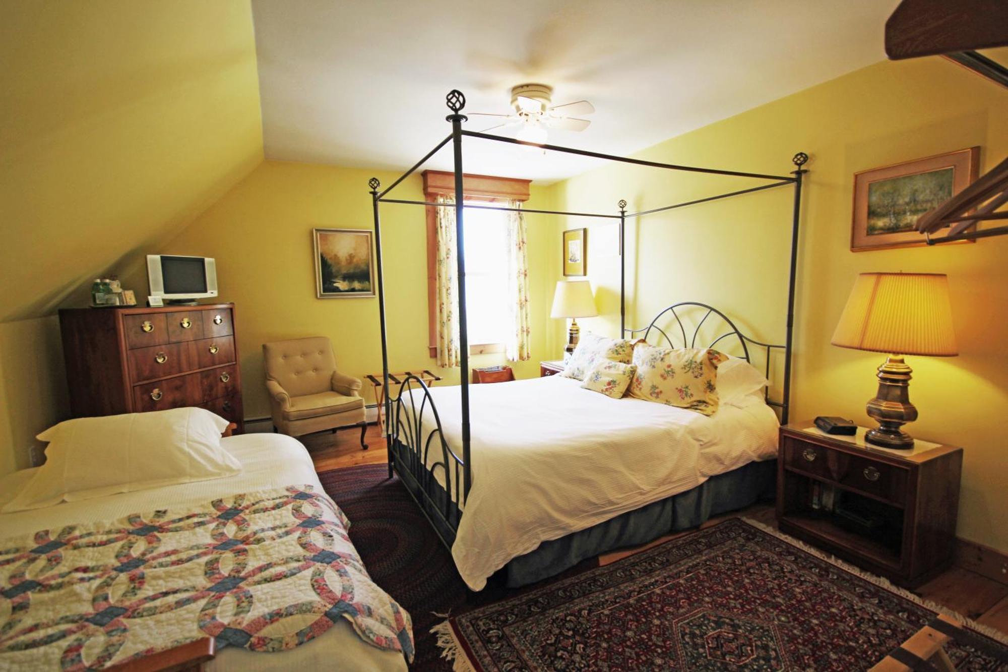 Highland Lake Inn Andover Cameră foto