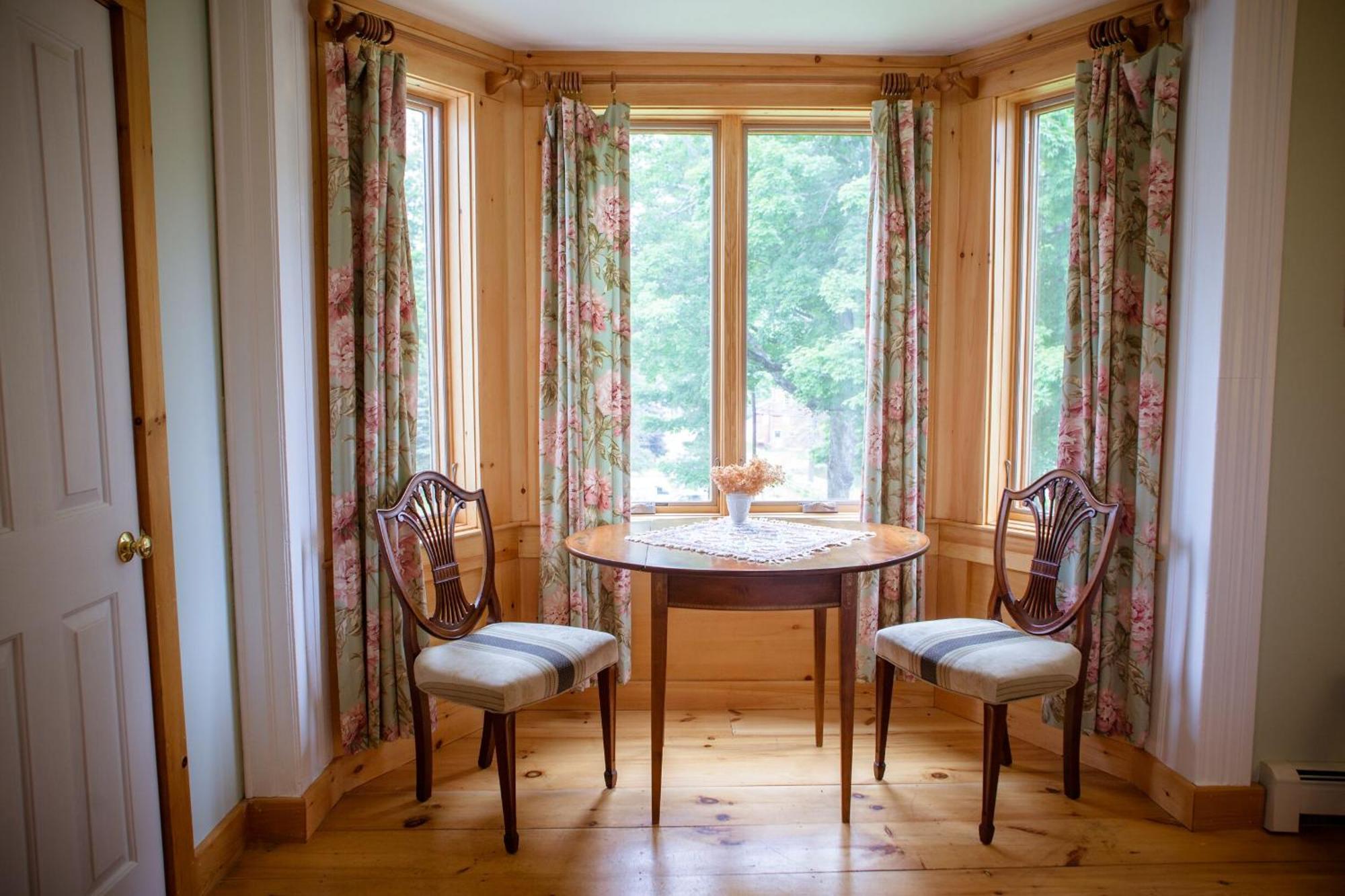 Highland Lake Inn Andover Cameră foto