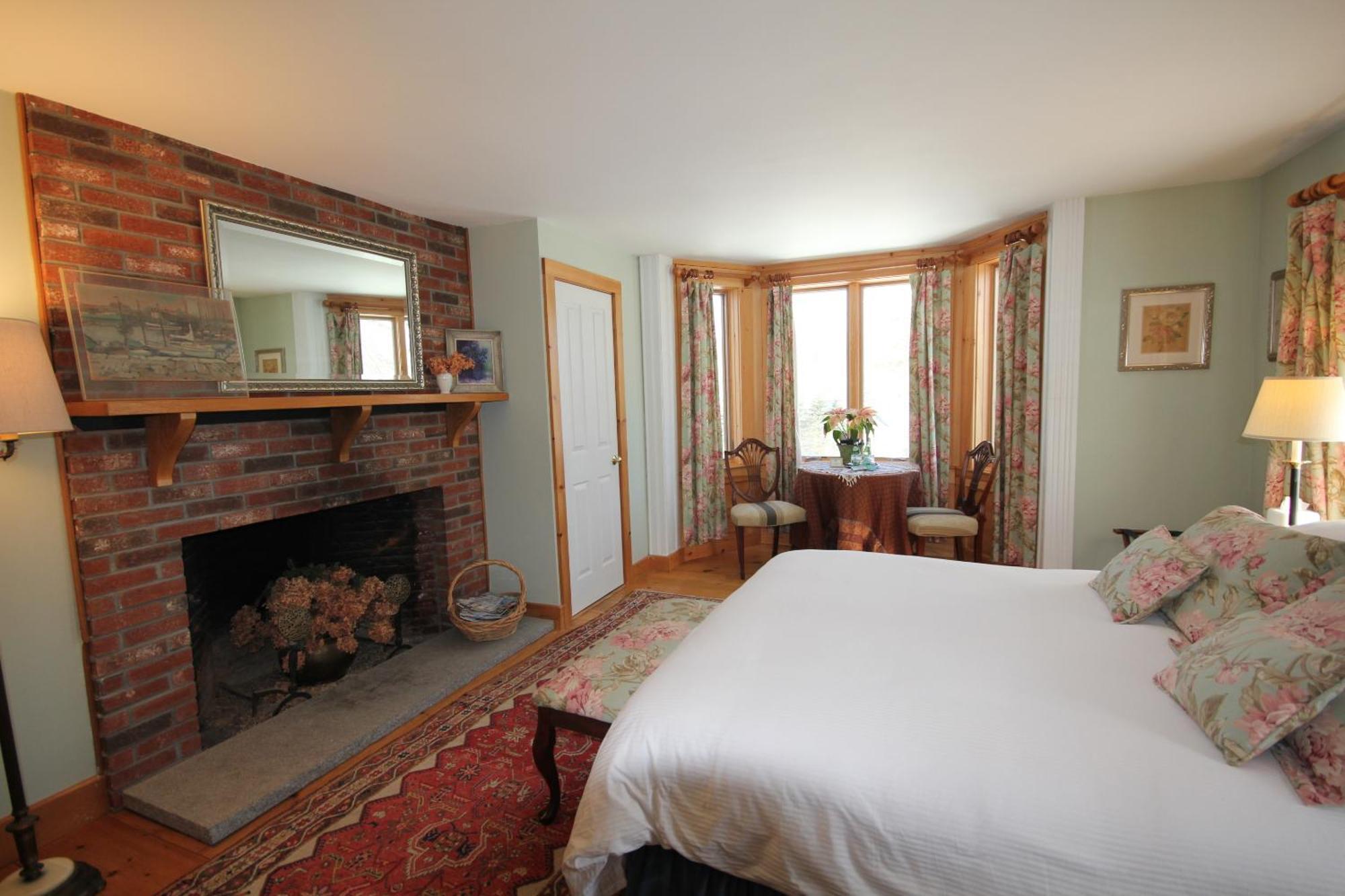 Highland Lake Inn Andover Cameră foto
