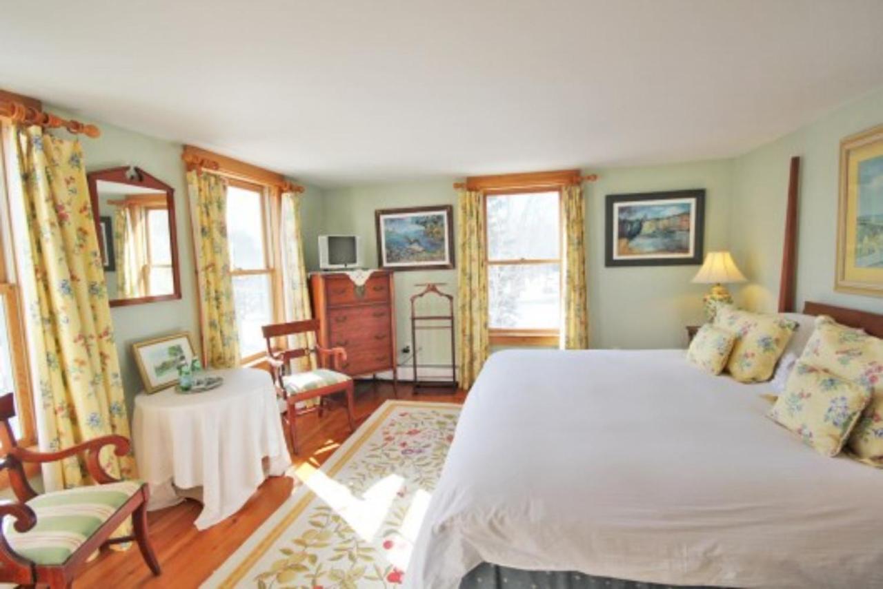 Highland Lake Inn Andover Exterior foto